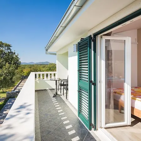 Villa Mery Šestanovac