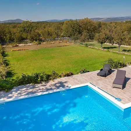 Mery Villa Sestanovac