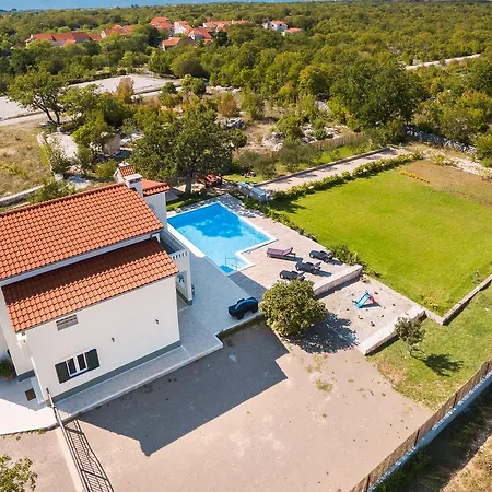 Villa Mery