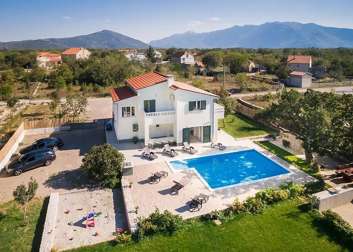 Mery Villa Sestanovac